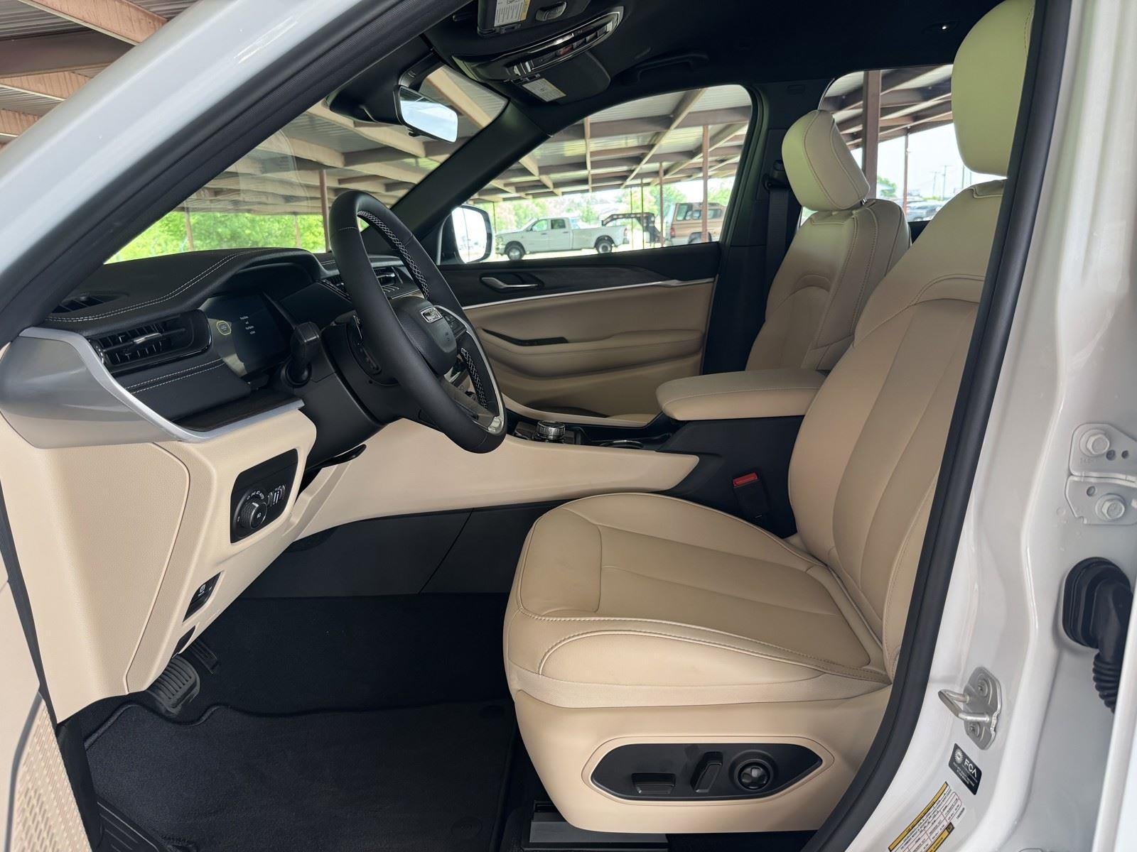 2026 Jeep Grand Cherokee GRAND CHEROKEE L LIMITED 4X4