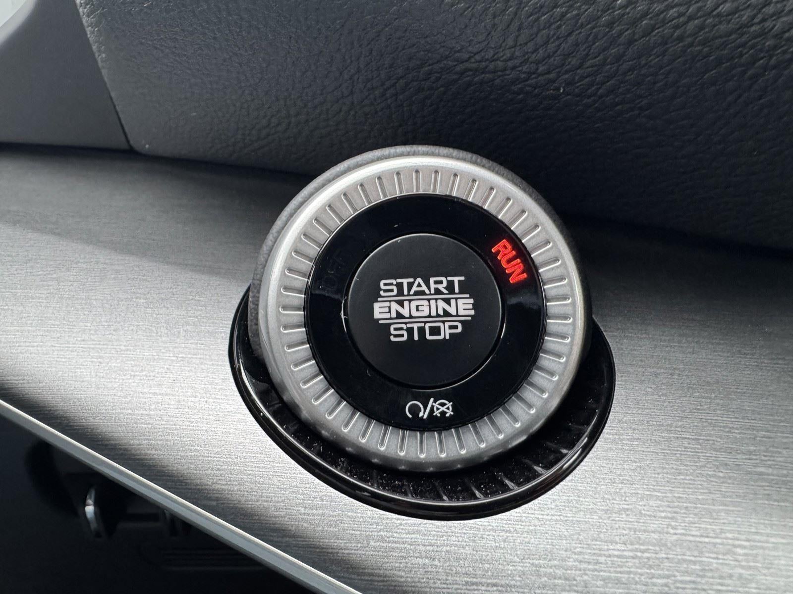 2026 Jeep Grand Wagoneer GRAND WAGONEER UPLAND 4X4