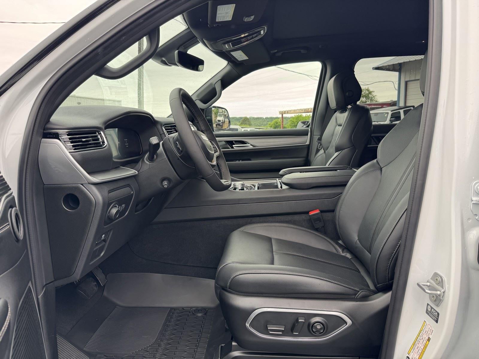 2026 Jeep Grand Wagoneer GRAND WAGONEER UPLAND 4X4