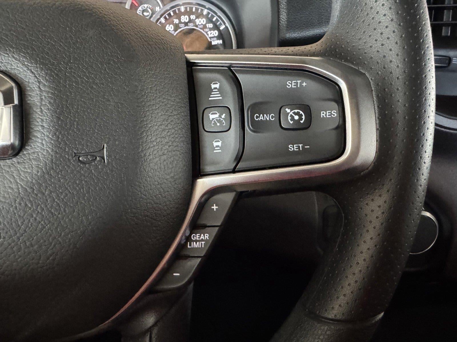 2026 RAM 1500 RAM 1500 TRADESMAN CREW CAB 4X4 5'7' BOX