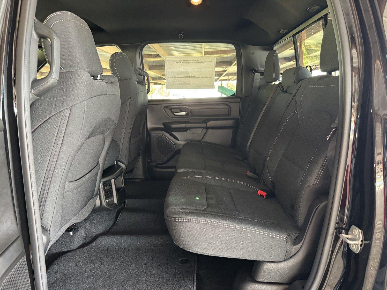 2026 RAM 1500 RAM 1500 TRADESMAN CREW CAB 4X4 5'7' BOX