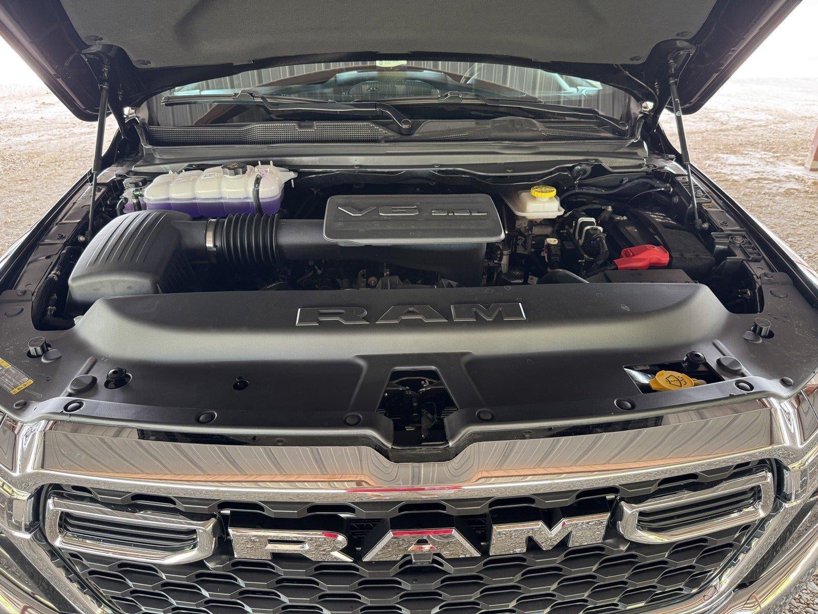 2026 RAM 1500 RAM 1500 TRADESMAN CREW CAB 4X4 5'7' BOX