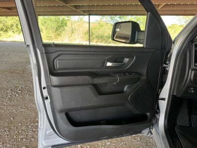 2026 RAM 1500 RAM 1500 TRADESMAN CREW CAB 4X4 5'7' BOX