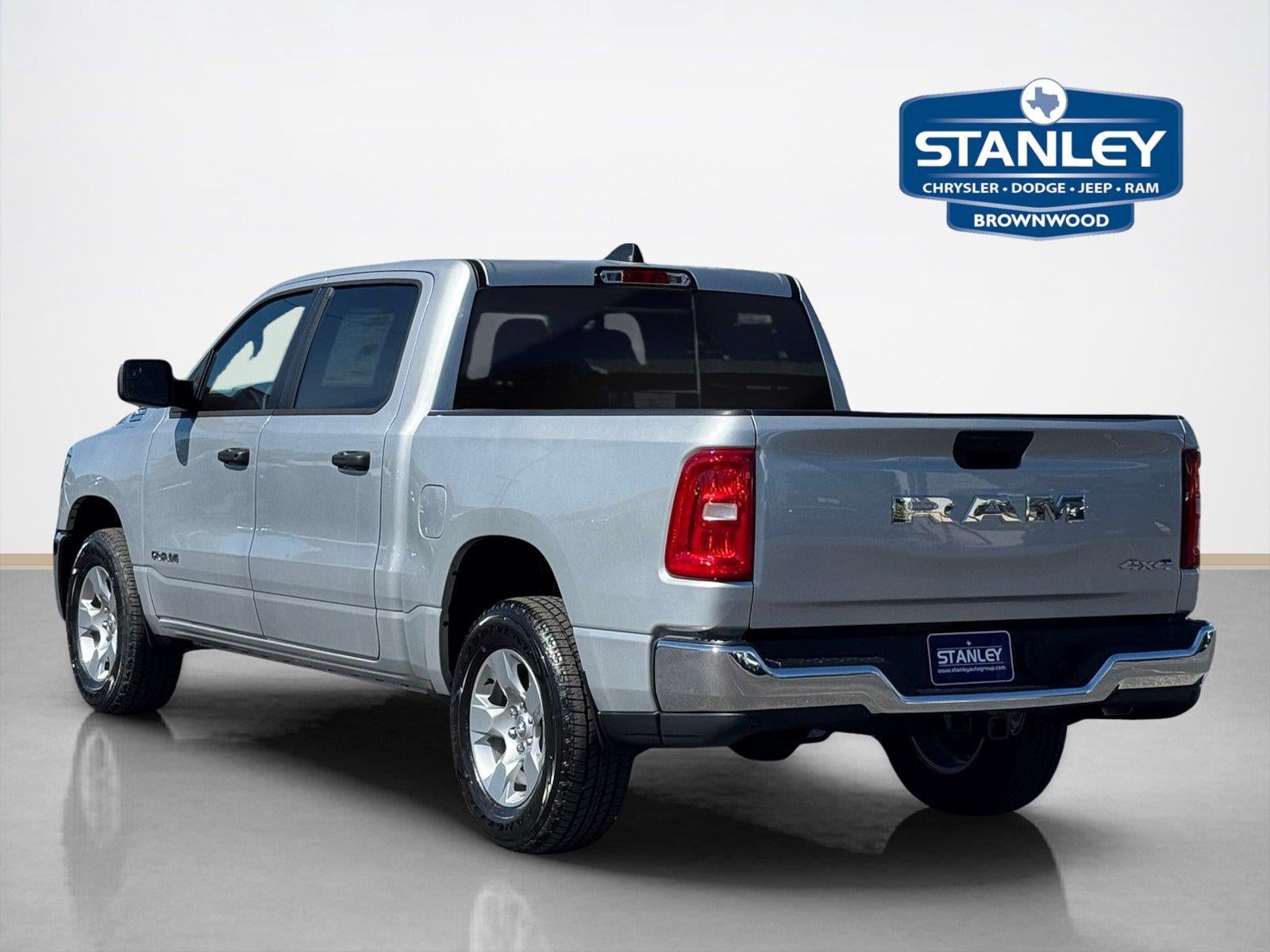 2026 RAM 1500 RAM 1500 TRADESMAN CREW CAB 4X4 5'7' BOX