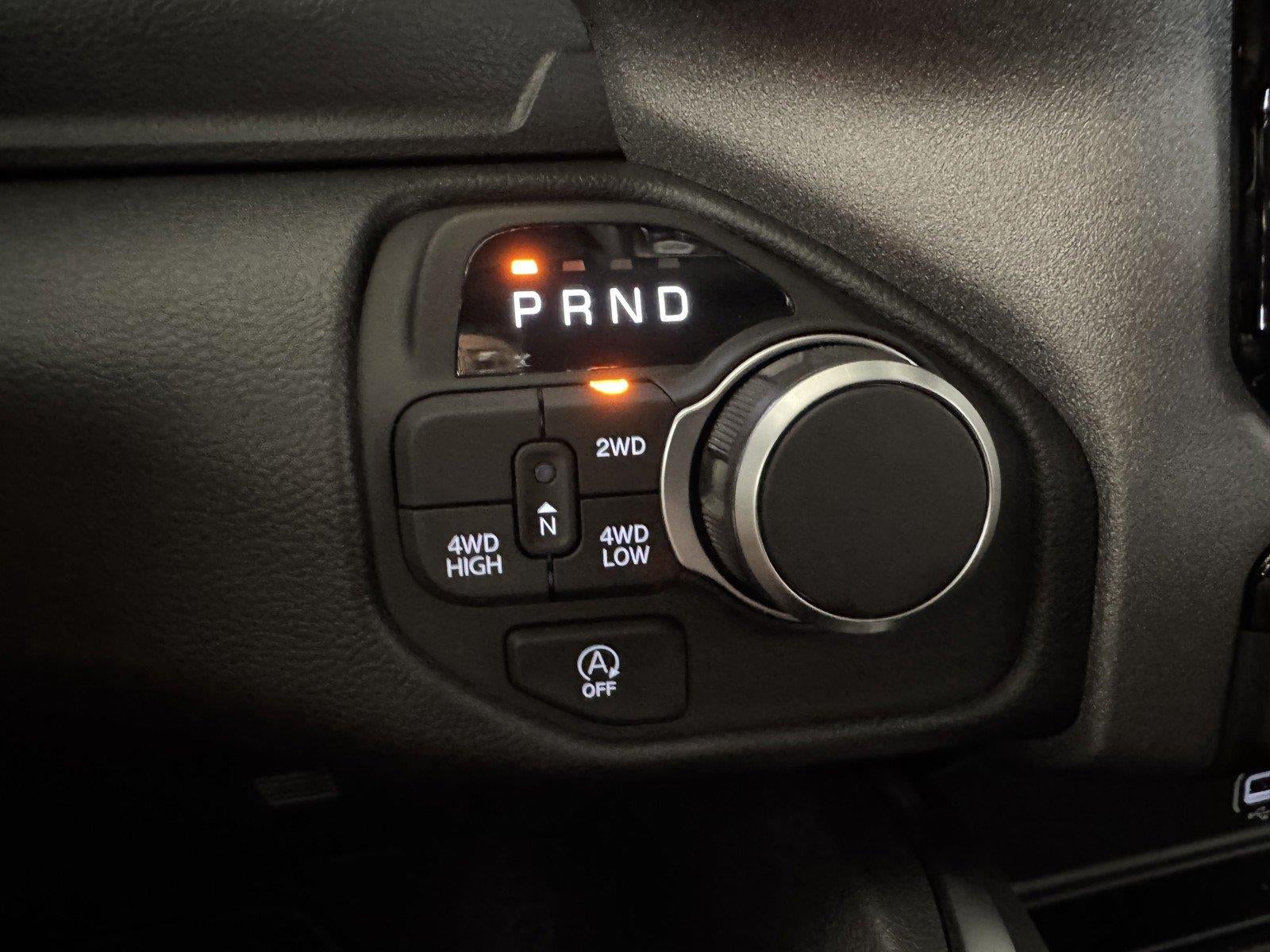 2027 RAM Ram 1500 RAM 1500 EXPRESS CREW CAB 4X4 5'7' BOX