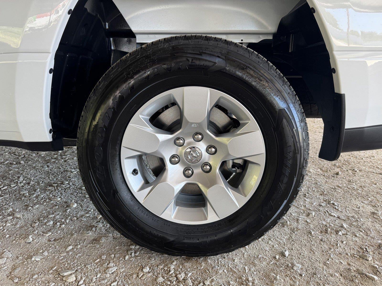2026 RAM 1500 RAM 1500 TRADESMAN CREW CAB 4X4 5'7' BOX