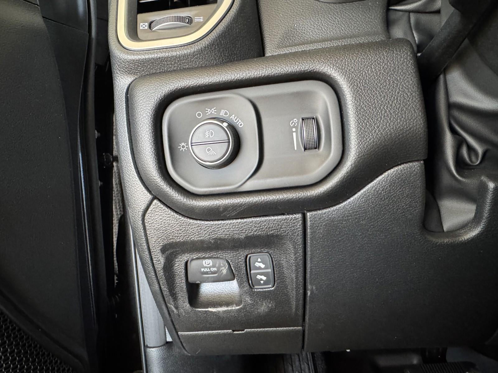 2026 RAM Ram 1500 RAM 1500 LONE STAR CREW CAB 4X4 5'7' BOX