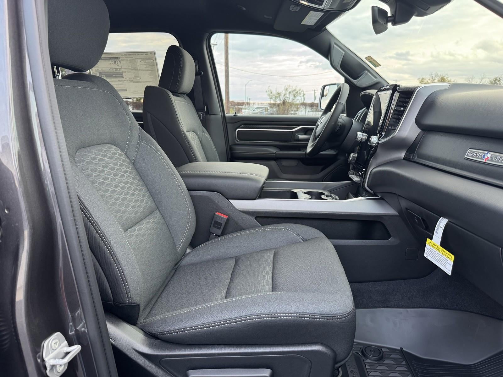 2026 RAM Ram 1500 RAM 1500 LONE STAR CREW CAB 4X4 5'7' BOX