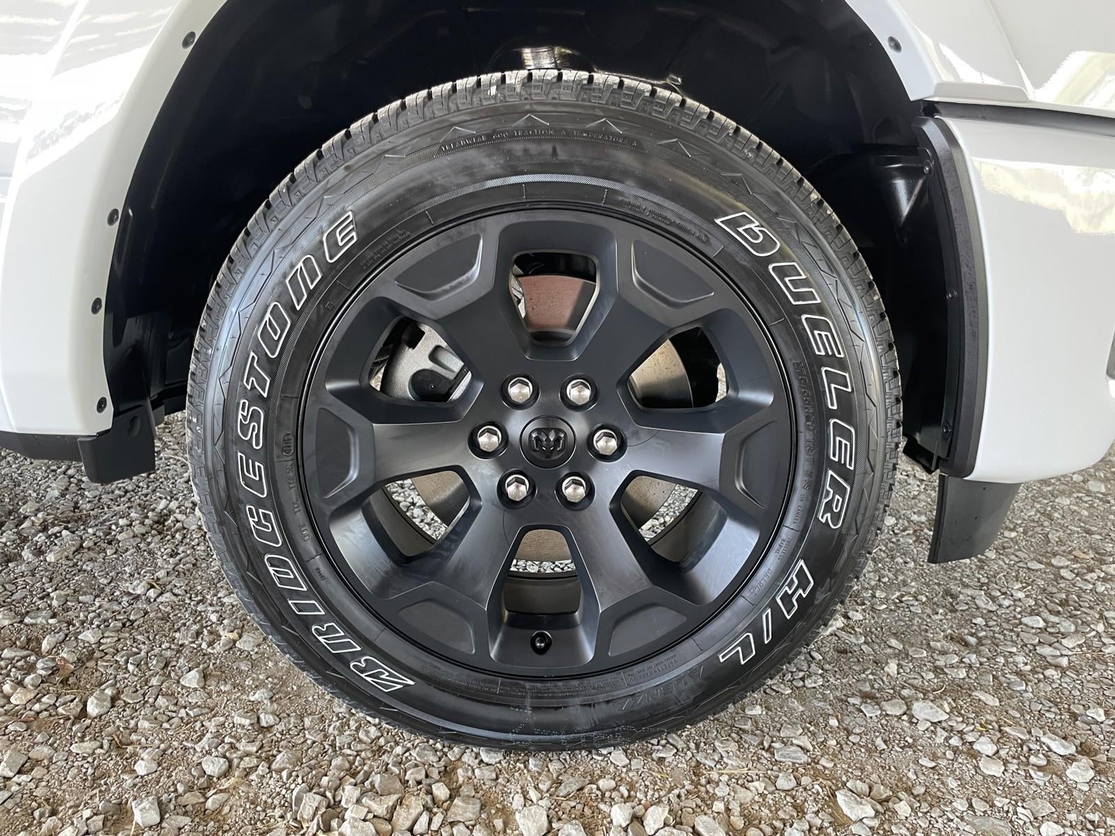 2026 RAM Ram 1500 RAM 1500 LONE STAR CREW CAB 4X4 5'7' BOX