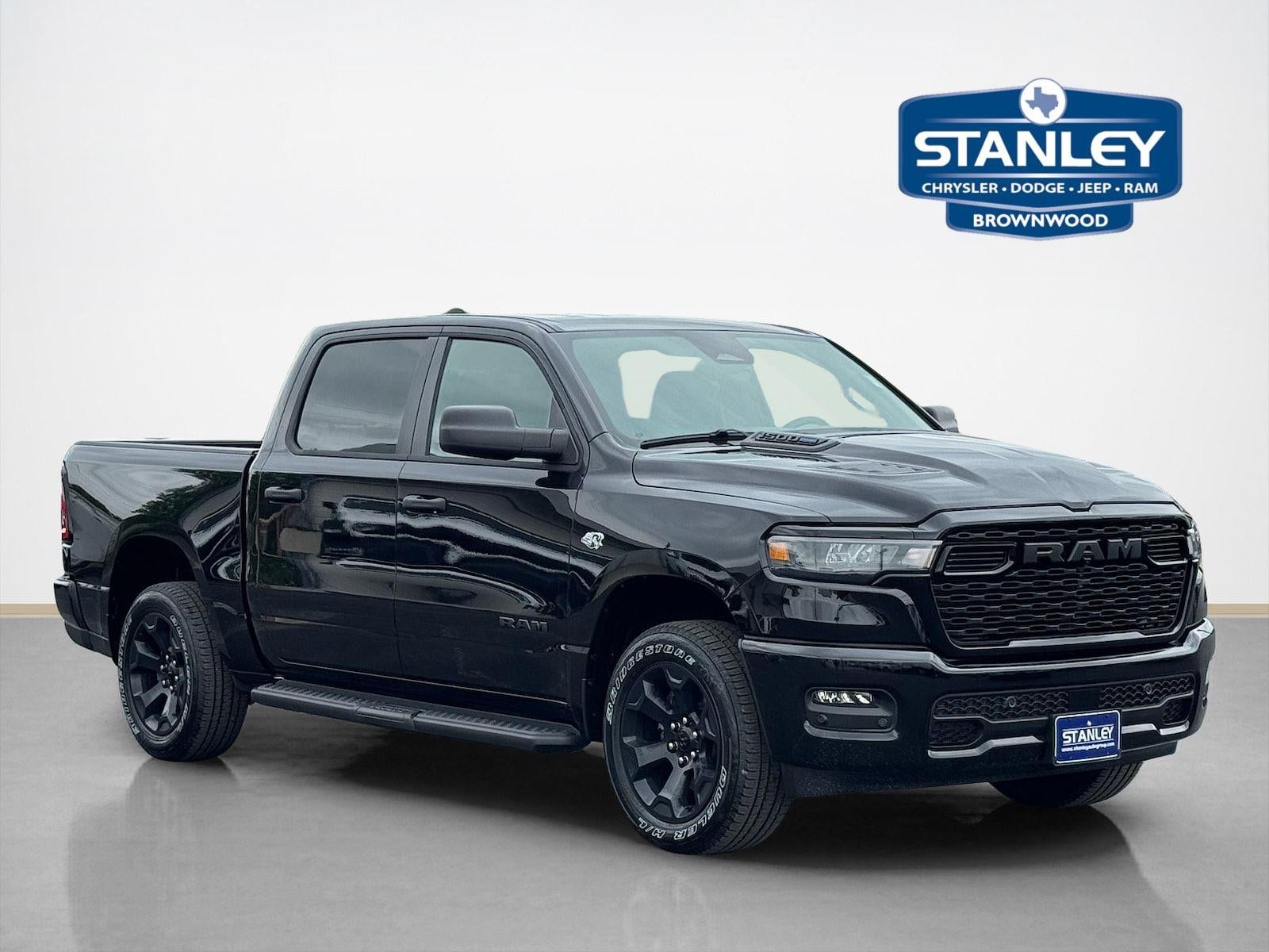 2026 RAM Ram 1500 RAM 1500 EXPRESS CREW CAB 4X4 5'7' BOX