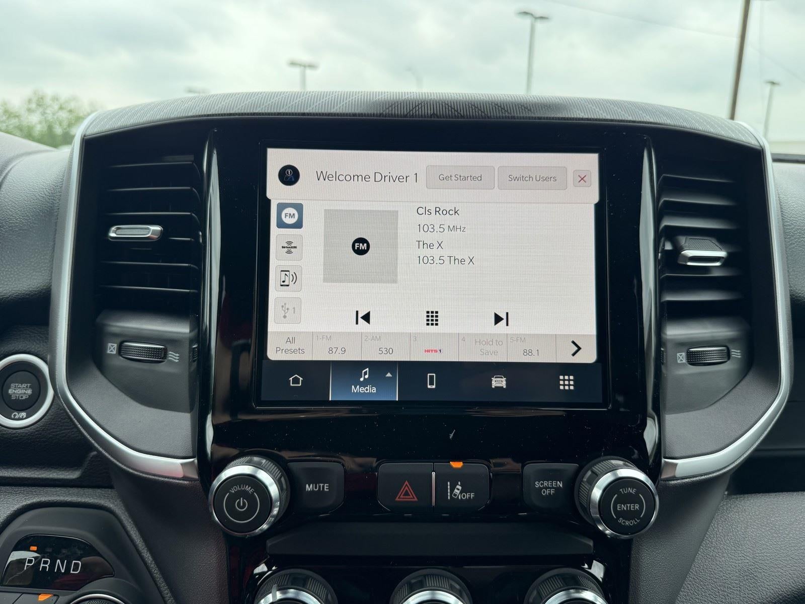 2026 RAM Ram 1500 RAM 1500 EXPRESS CREW CAB 4X4 5'7' BOX