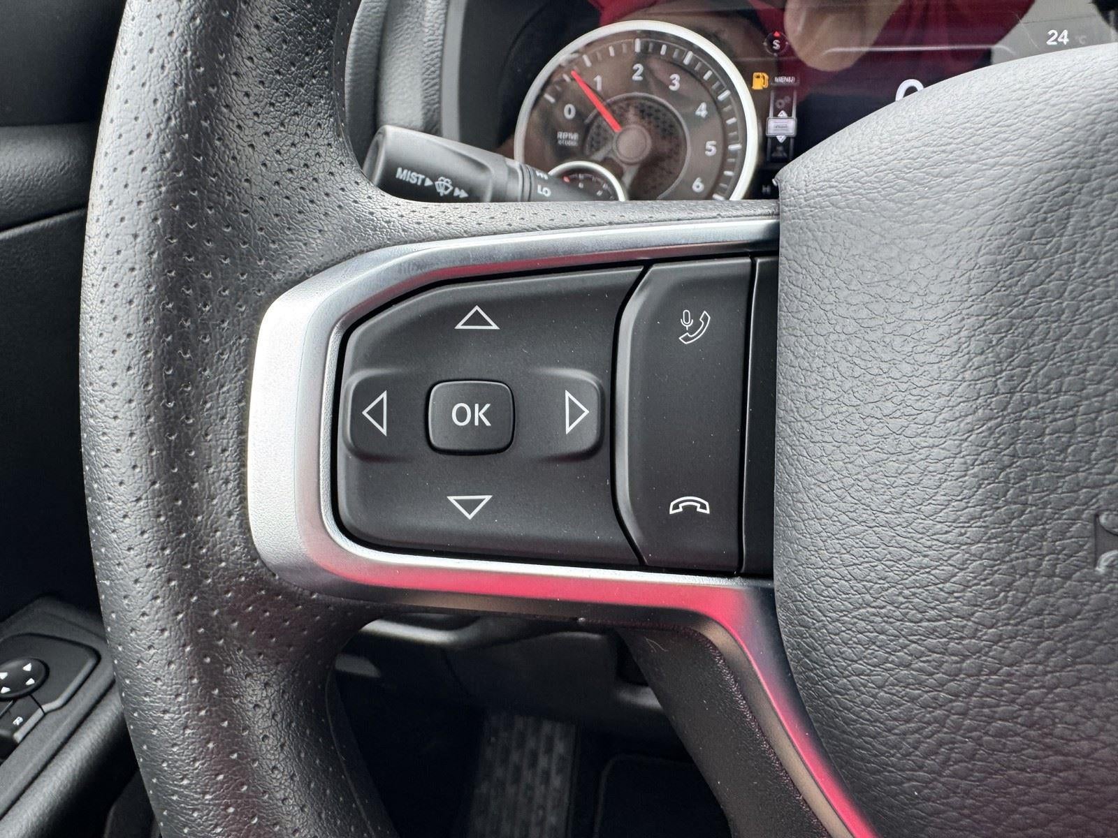 2026 RAM Ram 1500 RAM 1500 EXPRESS CREW CAB 4X4 5'7' BOX