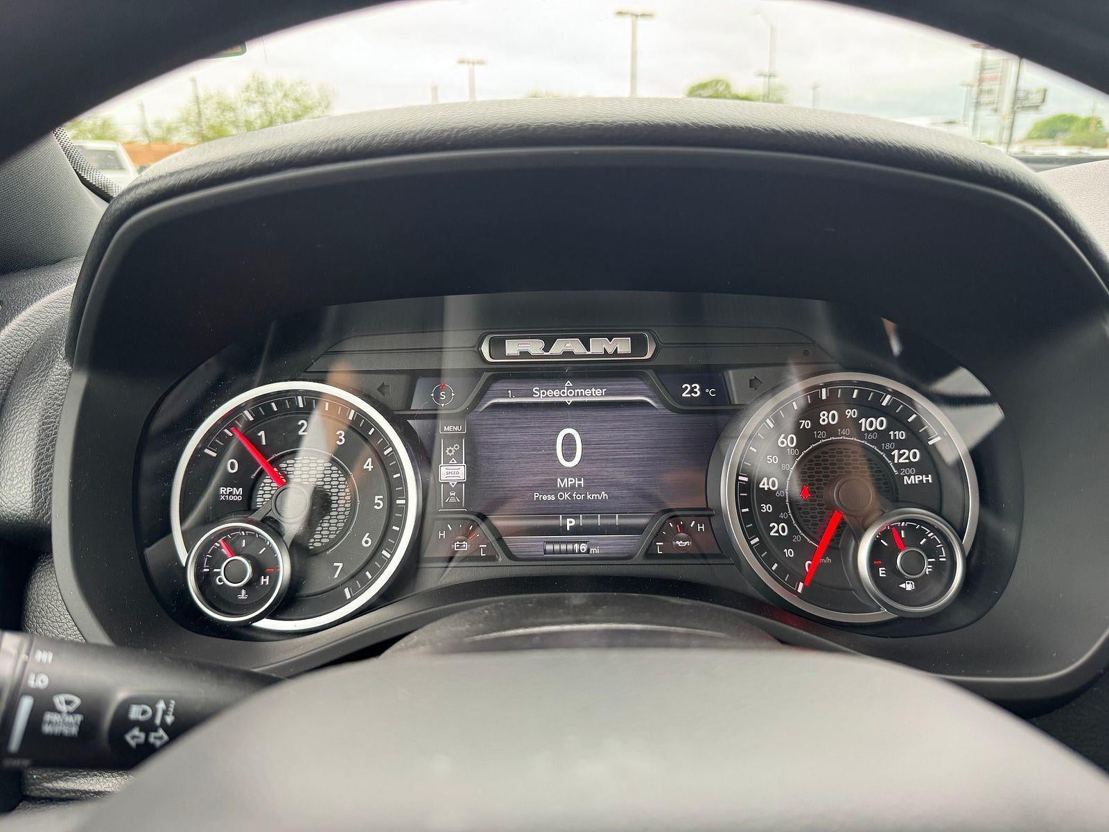 2026 RAM Ram 1500 RAM 1500 EXPRESS CREW CAB 4X4 5'7' BOX