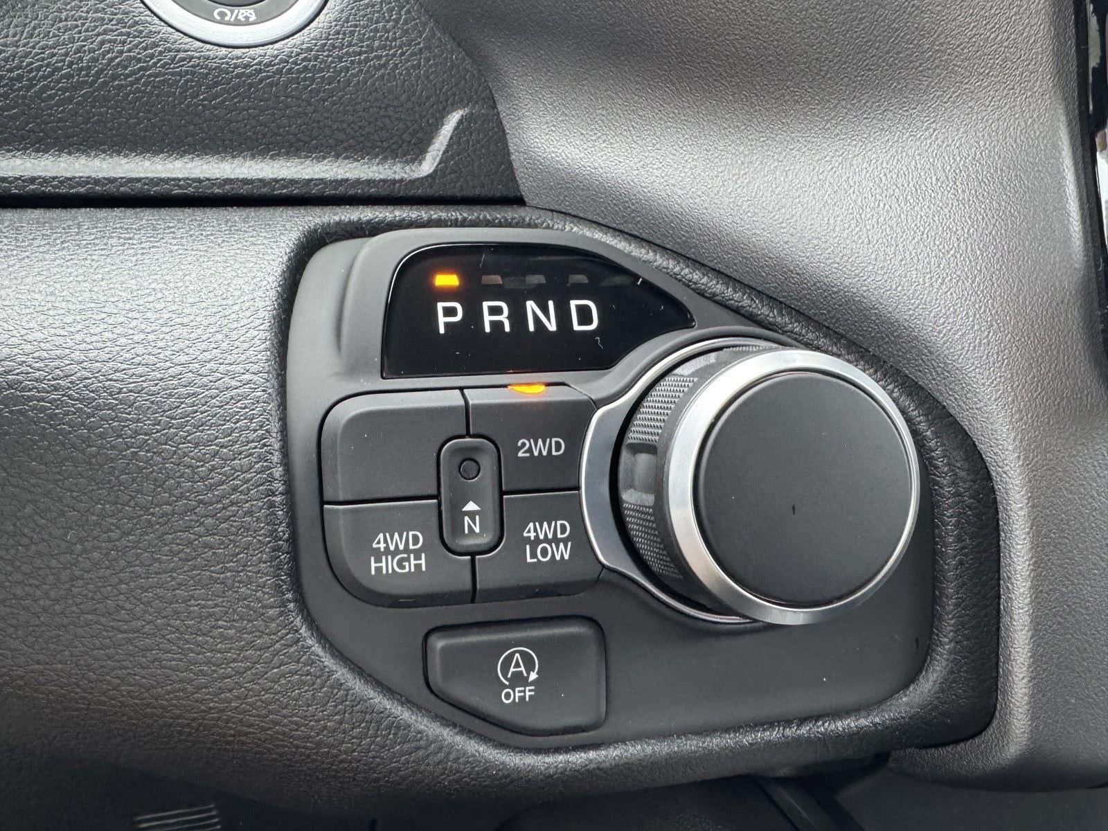 2026 RAM Ram 1500 RAM 1500 EXPRESS CREW CAB 4X4 5'7' BOX