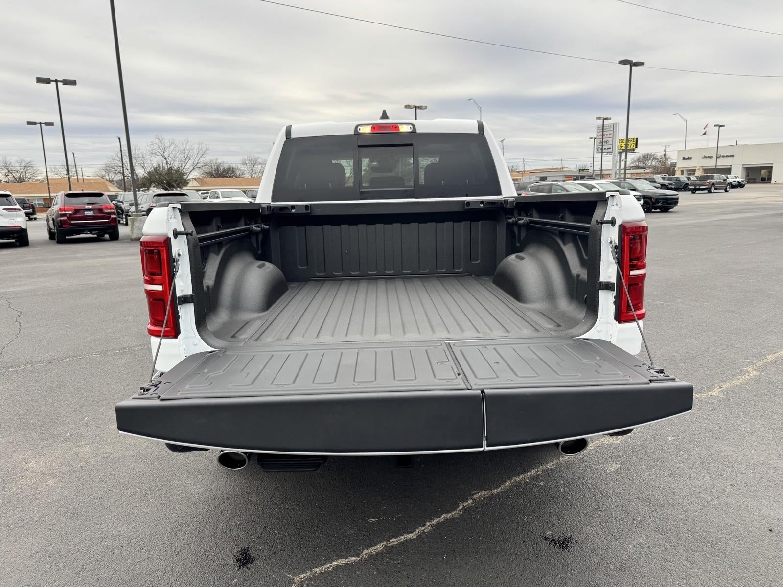 2026 RAM Ram 1500 RAM 1500 LIMITED LONGHORN CREW CAB 4X4 5'7' BOX