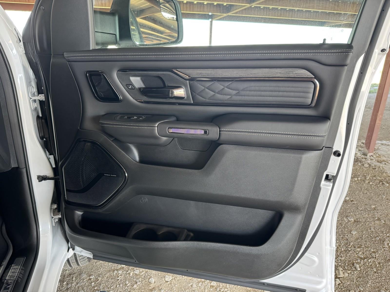 2026 RAM Ram 1500 RAM 1500 LIMITED CREW CAB 4X4 5'7' BOX