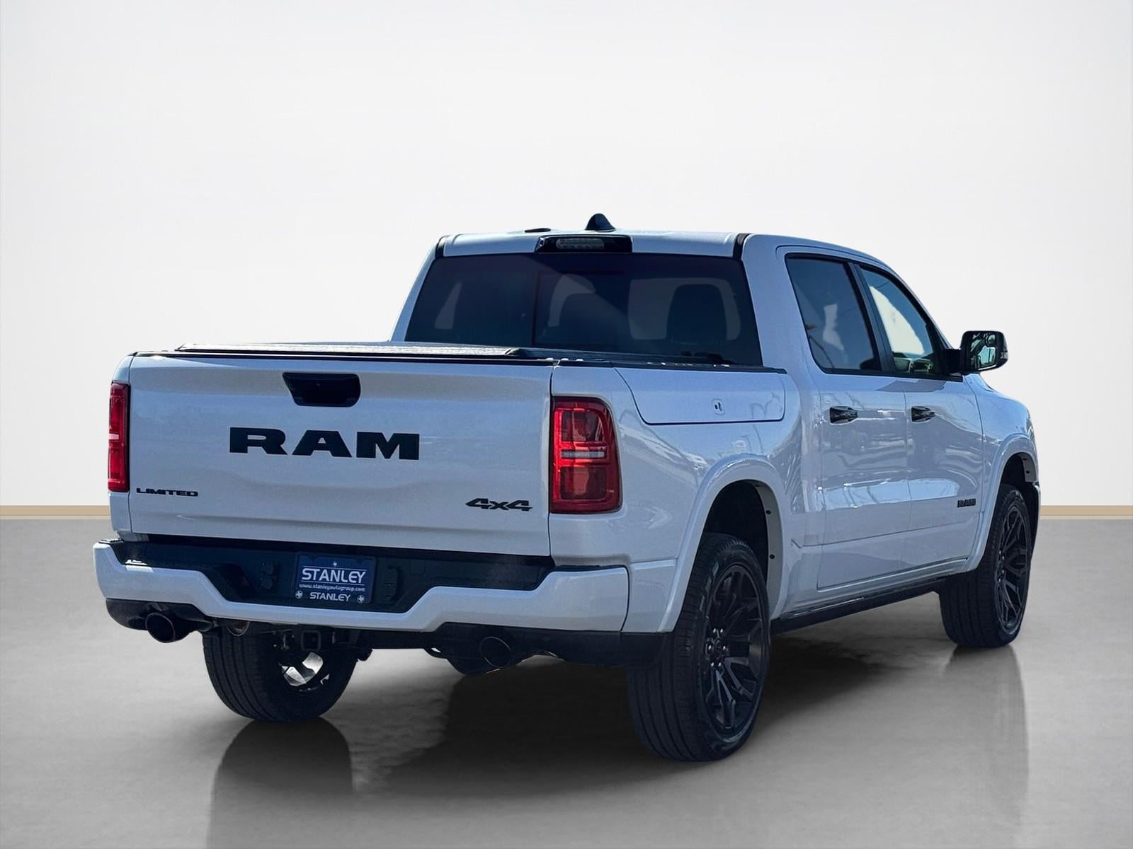 2026 RAM Ram 1500 RAM 1500 LIMITED CREW CAB 4X4 5'7' BOX