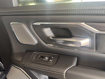 2025 RAM Ram 1500 RAM 1500 LARAMIE CREW CAB 4X4 5'7' BOX