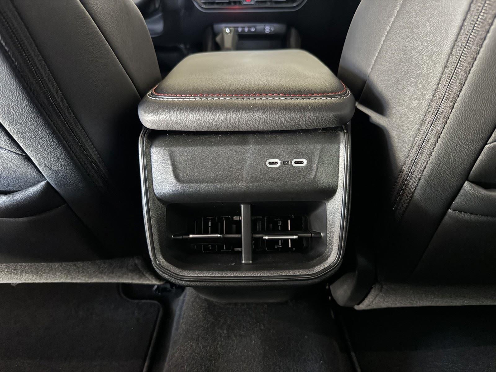 2026 Dodge Charger CHARGER SCAT PACK 4-DOOR AWD