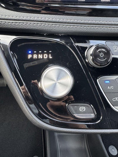 2027 Chrysler Pacifica PACIFICA SELECT