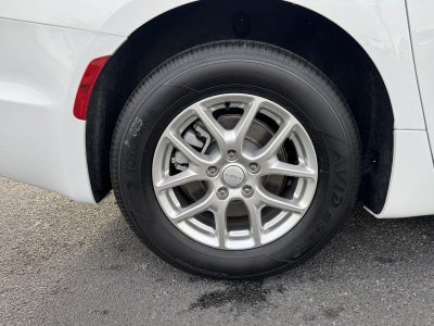 2027 Chrysler Pacifica PACIFICA SELECT