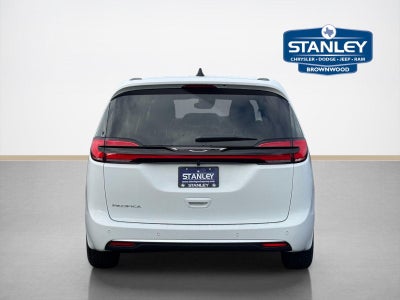 2027 Chrysler Pacifica PACIFICA SELECT