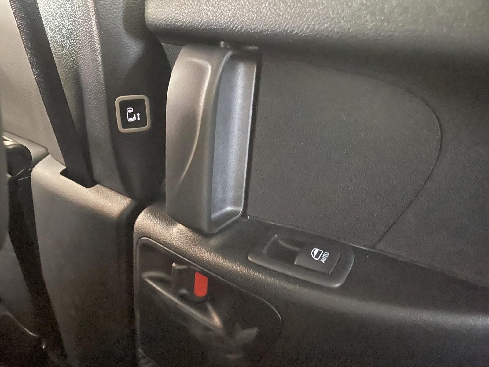 2025 Chrysler Pacifica PACIFICA SELECT