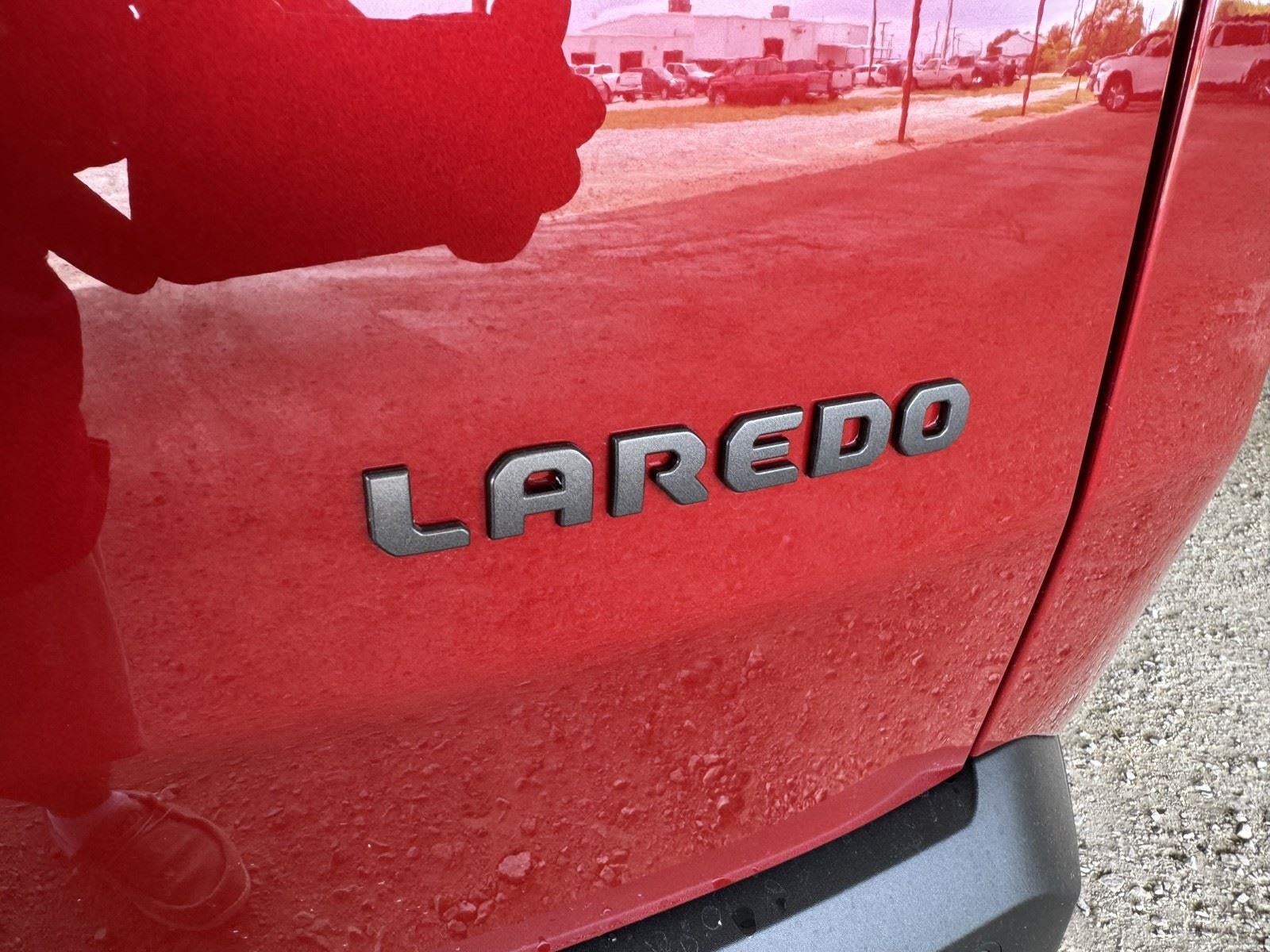 2026 Jeep Cherokee CHEROKEE LAREDO 4X4