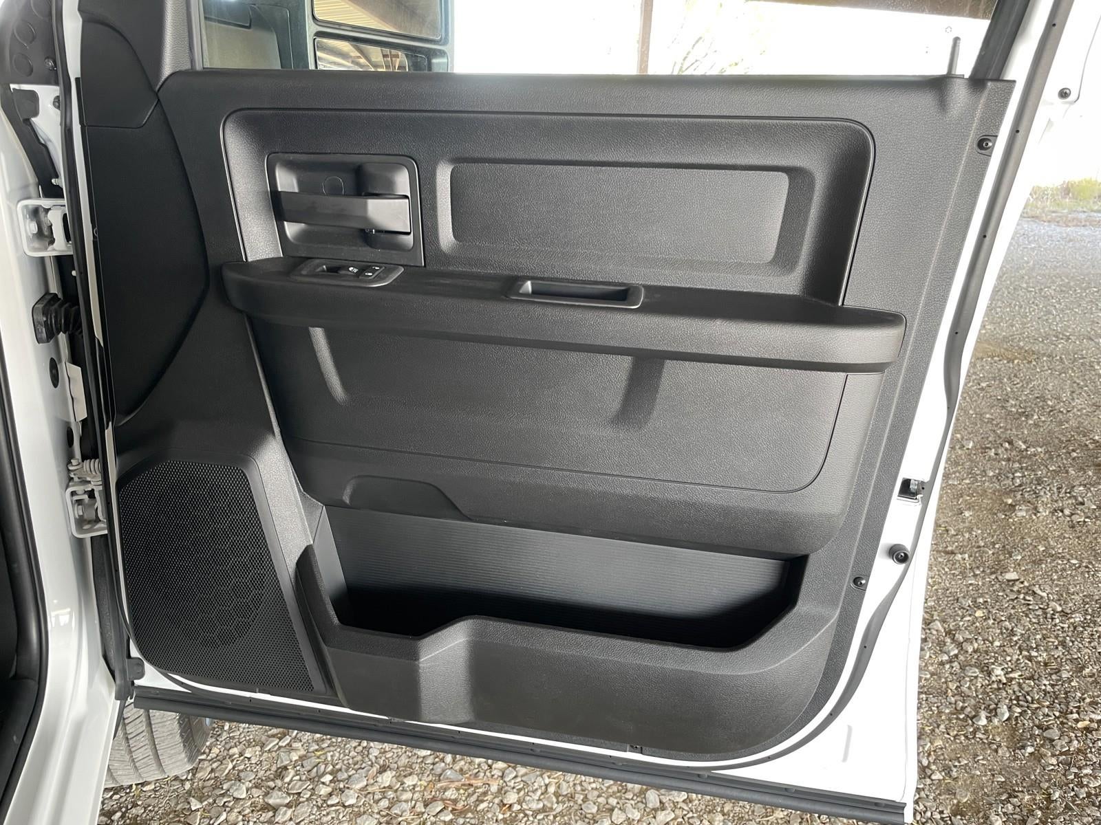 2026 RAM Ram 3500 RAM 3500 TRADESMAN CREW CAB 4X4 8' BOX