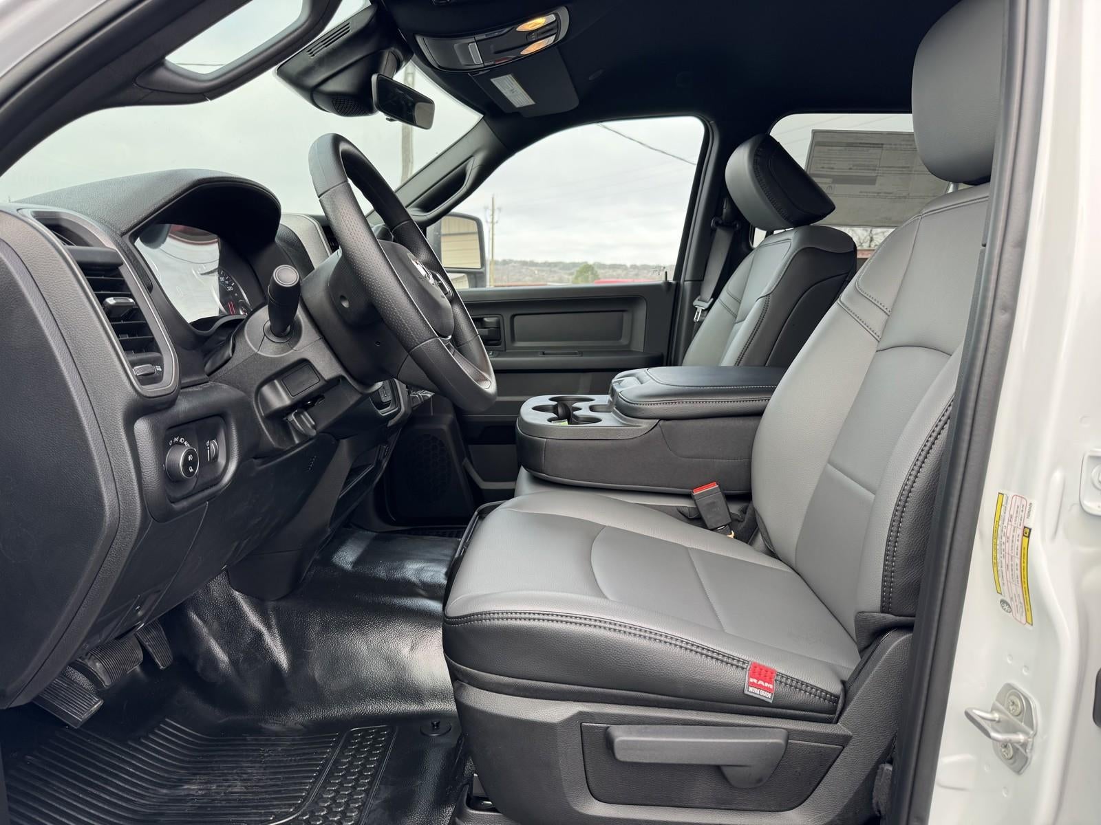 2026 RAM Ram 2500 RAM 2500 TRADESMAN CREW CAB 4X4 6'4' BOX