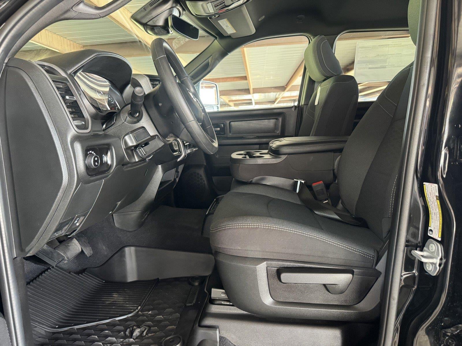 2027 RAM Ram 2500 RAM 2500 WARLOCK CREW CAB 4X4 6'4' BOX