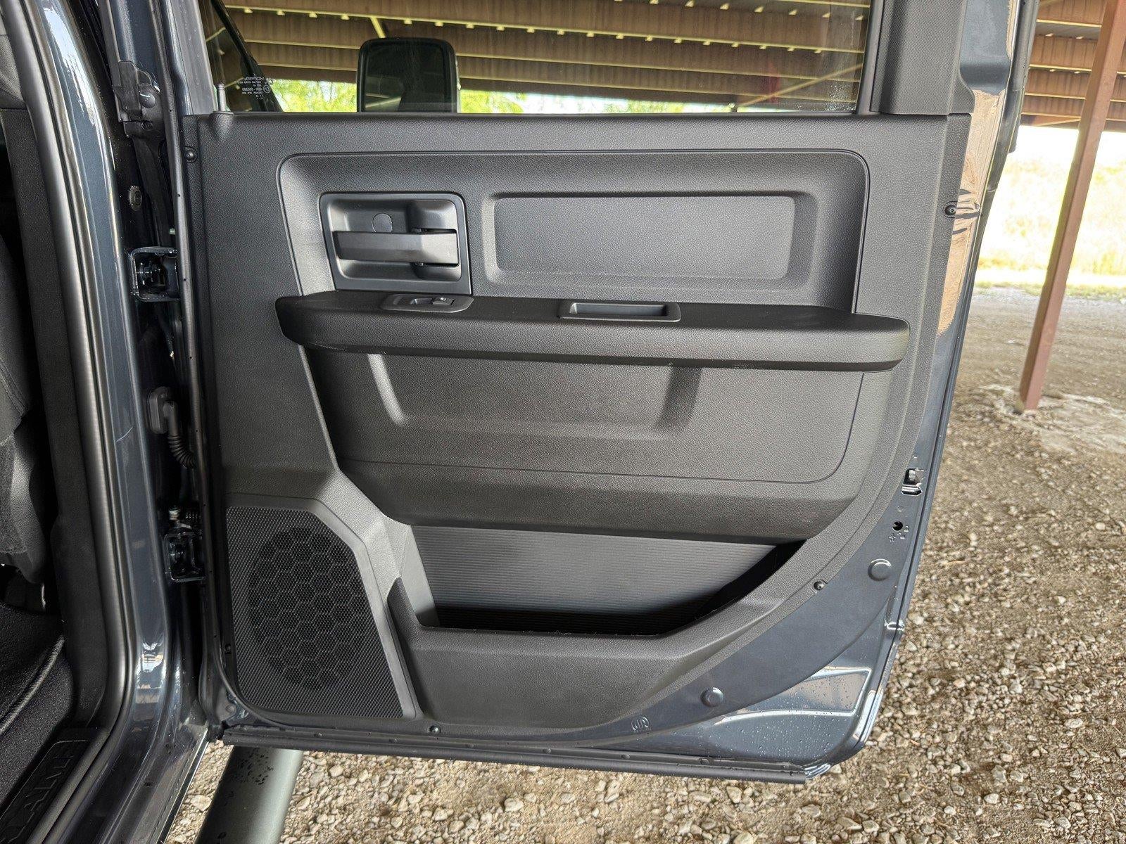 2026 RAM Ram 3500 RAM 3500 TRADESMAN CREW CAB 4X4 8' BOX