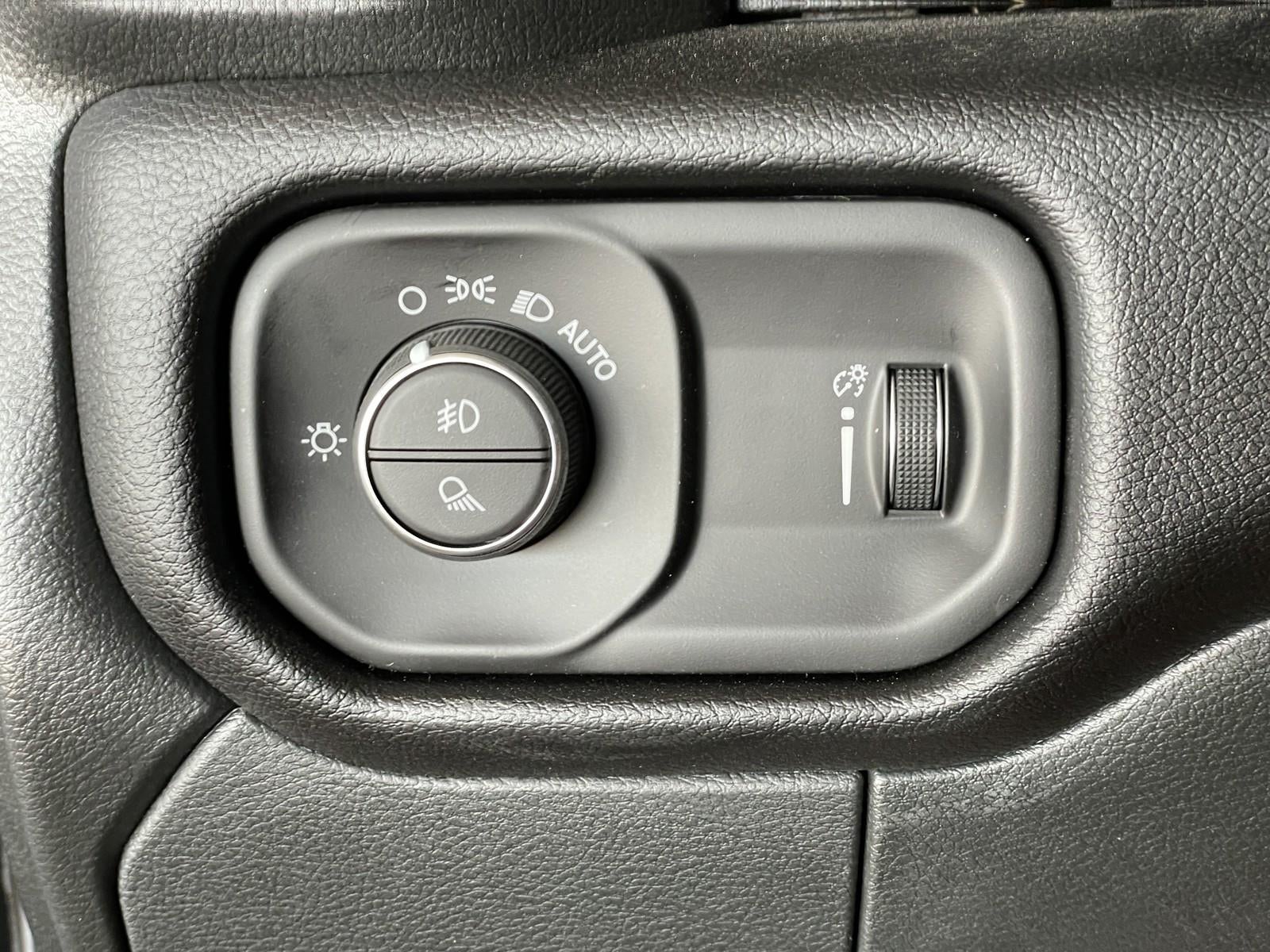 2026 RAM Ram 3500 RAM 3500 LONE STAR CREW CAB 4X4 8' BOX