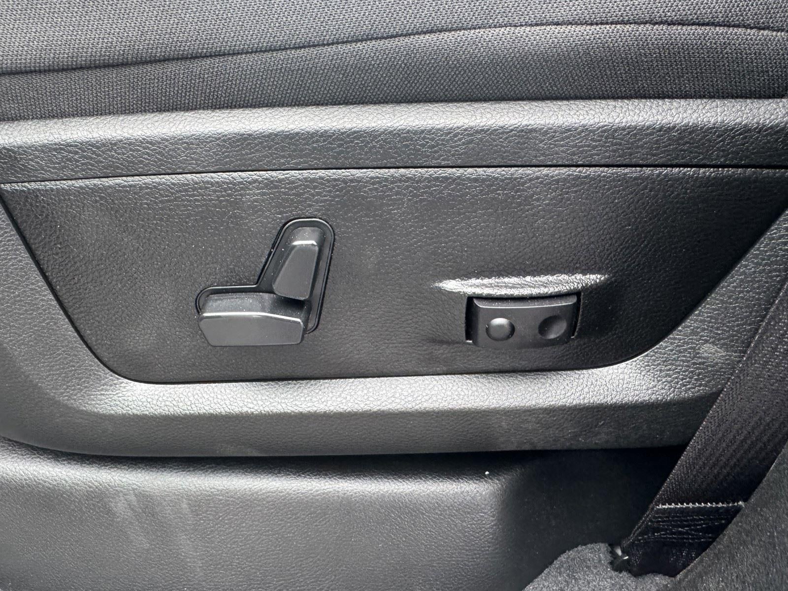 2026 RAM Ram 3500 RAM 3500 LONE STAR CREW CAB 4X4 8' BOX