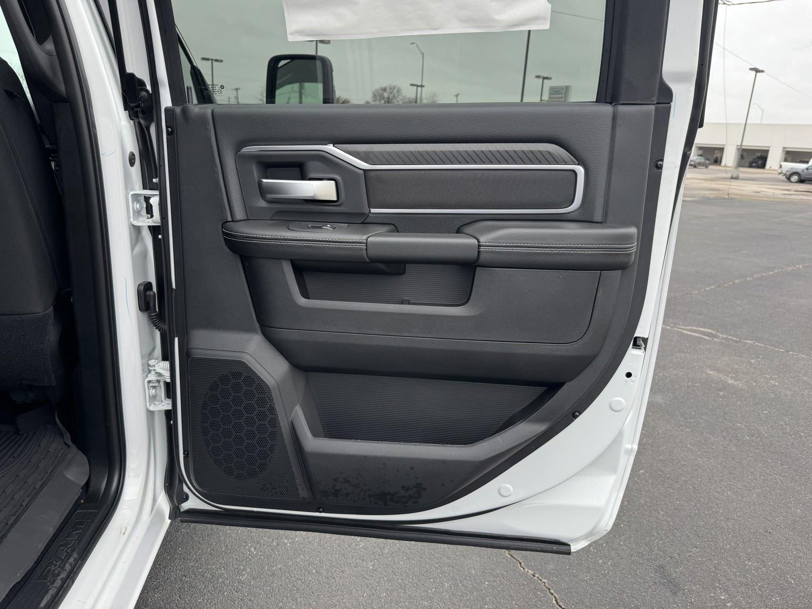 2026 RAM Ram 3500 RAM 3500 LONE STAR CREW CAB 4X4 8' BOX