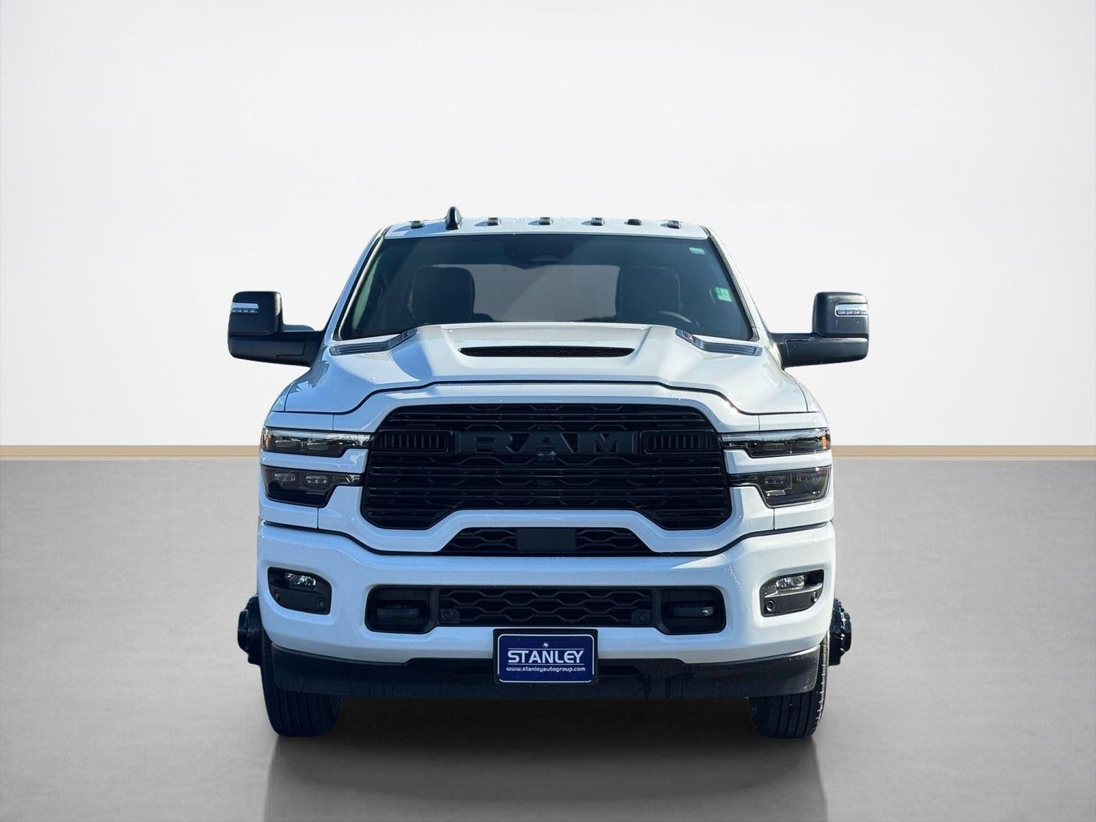 2026 RAM Ram 3500 RAM 3500 LARAMIE CREW CAB 4X4 8' BOX