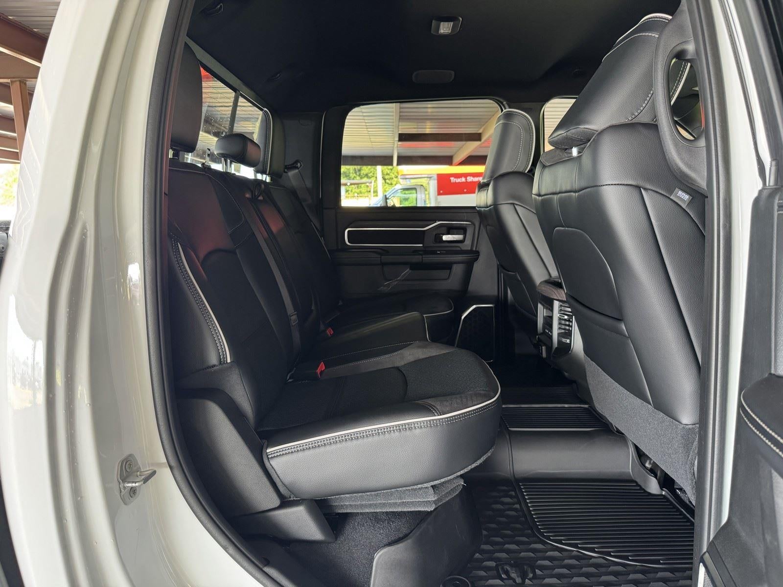 2026 RAM Ram 3500 RAM 3500 LARAMIE CREW CAB 4X4 8' BOX
