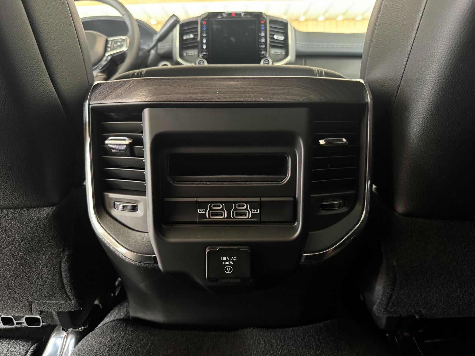 2026 RAM Ram 3500 RAM 3500 LARAMIE CREW CAB 4X4 8' BOX