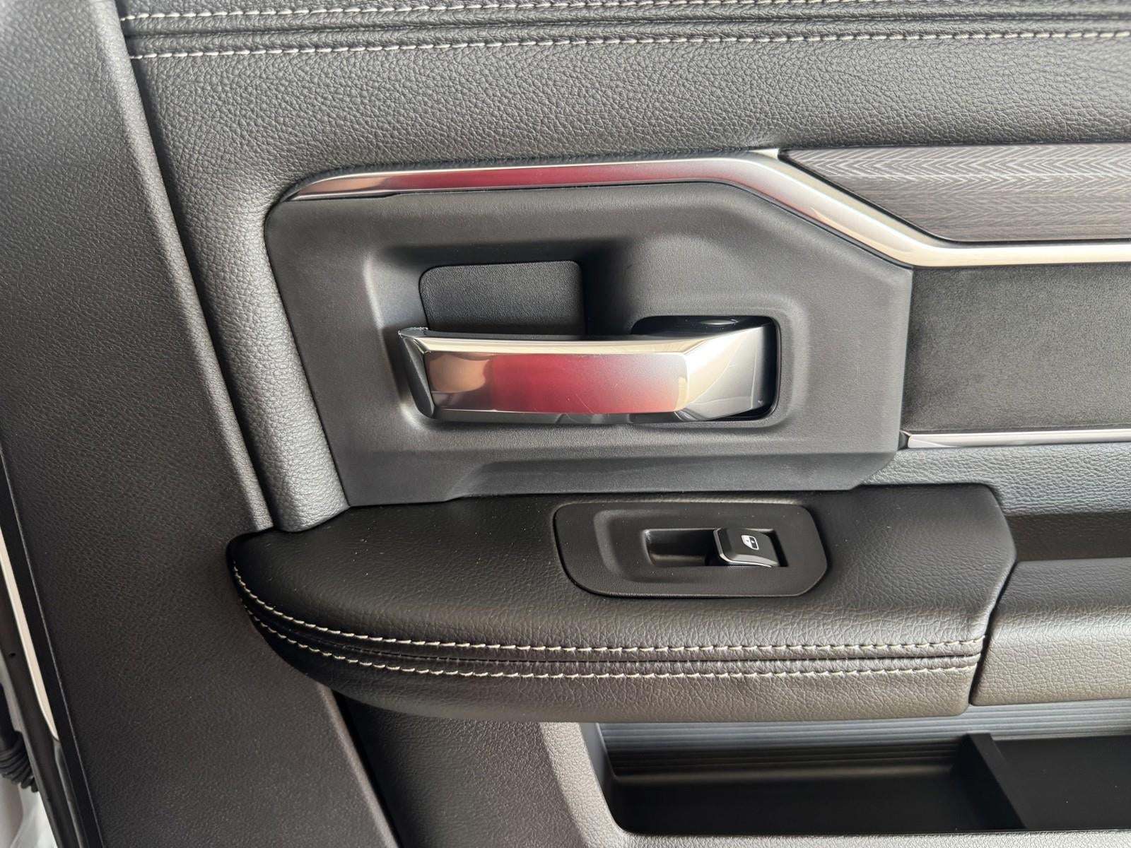 2026 RAM Ram 3500 RAM 3500 LARAMIE CREW CAB 4X4 8' BOX