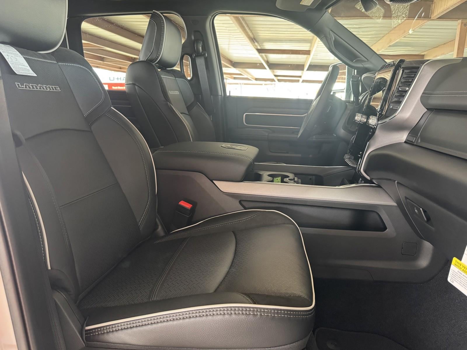 2026 RAM Ram 3500 RAM 3500 LARAMIE CREW CAB 4X4 8' BOX