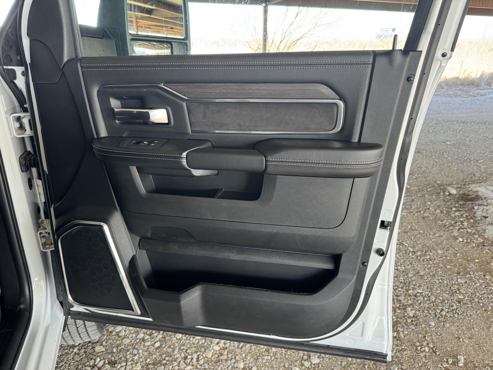 2026 RAM Ram 3500 RAM 3500 LARAMIE CREW CAB 4X4 8' BOX