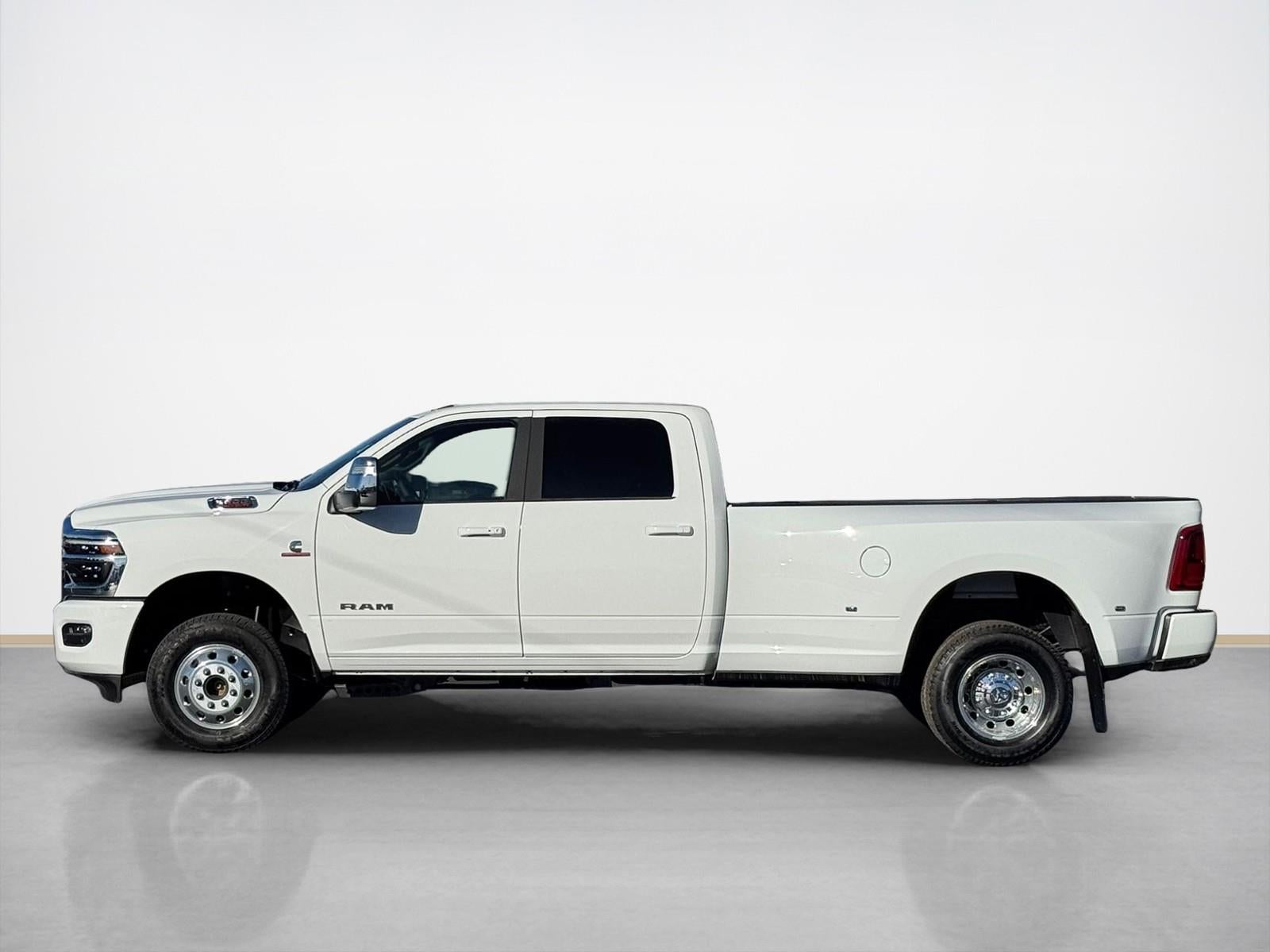 2026 RAM Ram 3500 RAM 3500 LARAMIE CREW CAB 4X4 8' BOX