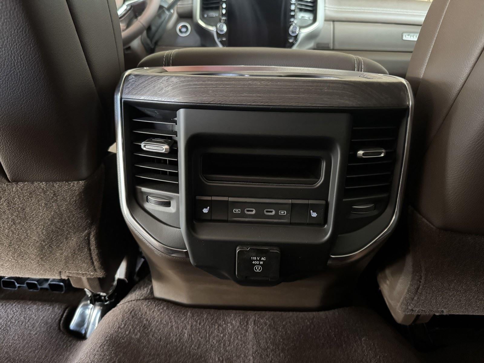 2026 RAM Ram 3500 RAM 3500 LARAMIE CREW CAB 4X4 8' BOX