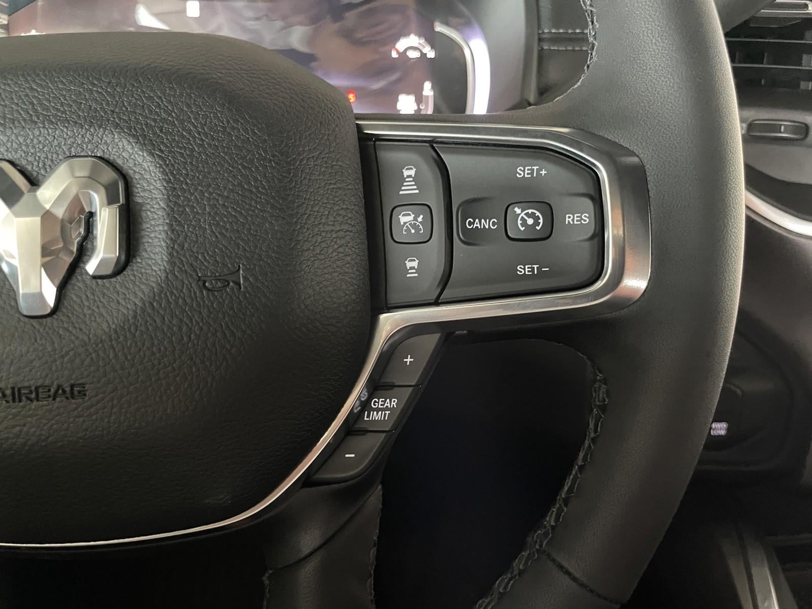 2026 RAM Ram 3500 RAM 3500 LARAMIE CREW CAB 4X4 8' BOX