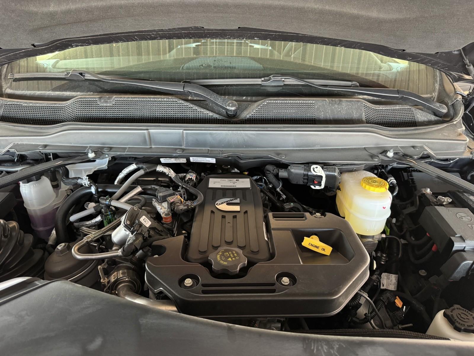 2026 RAM Ram 3500 RAM 3500 LARAMIE CREW CAB 4X4 8' BOX