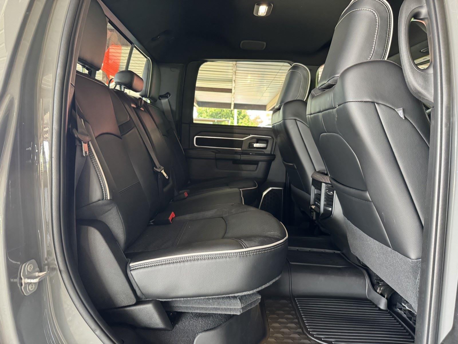 2026 RAM Ram 3500 RAM 3500 LARAMIE CREW CAB 4X4 8' BOX