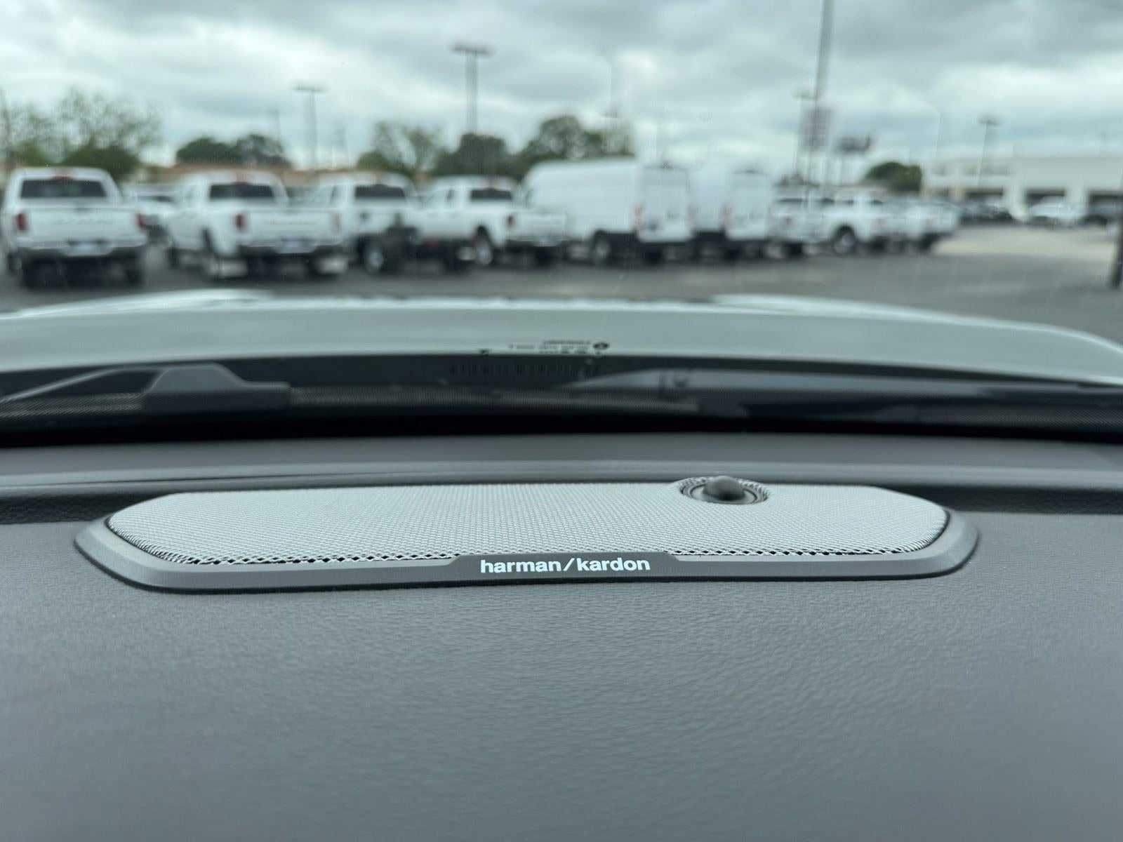 2026 RAM Ram 3500 RAM 3500 LARAMIE MEGA CAB 4X4 6'4' BOX