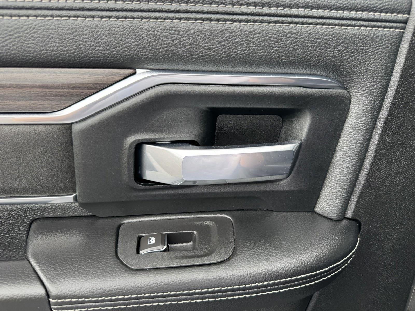 2026 RAM Ram 3500 RAM 3500 LARAMIE MEGA CAB 4X4 6'4' BOX