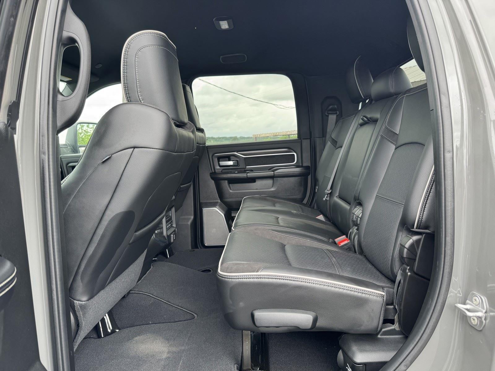 2026 RAM Ram 3500 RAM 3500 LARAMIE MEGA CAB 4X4 6'4' BOX