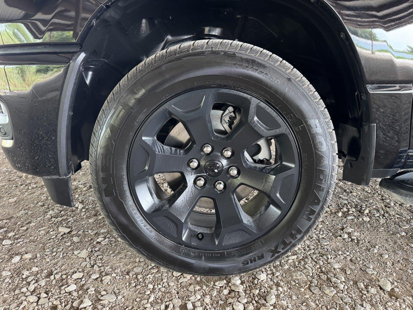 2026 RAM 1500 RAM 1500 EXPRESS CREW CAB 4X4 5'7' BOX
